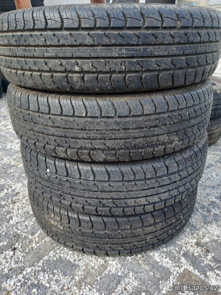 205/80/16 celorocni pneu 205/80 R16