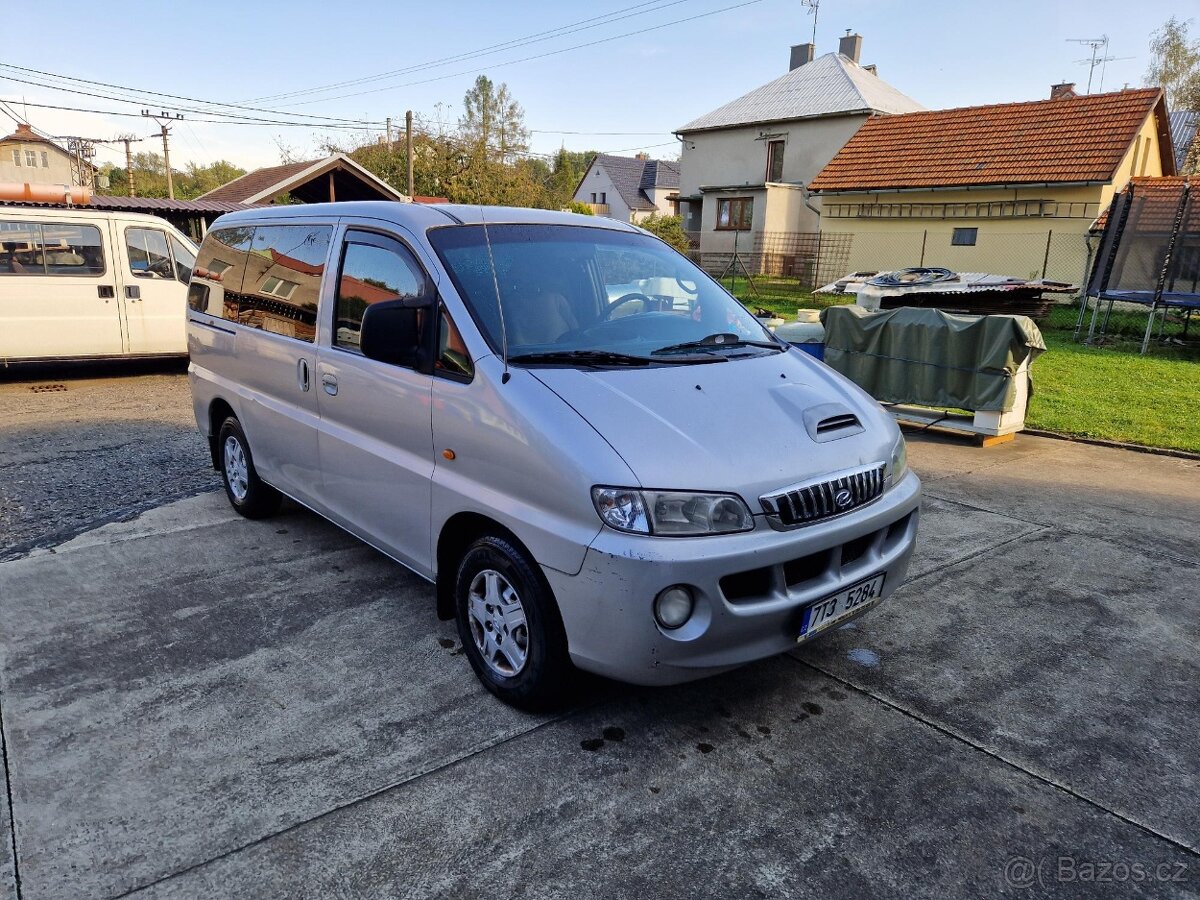 Hyundai H1 Starex 2.5TD, 74kW