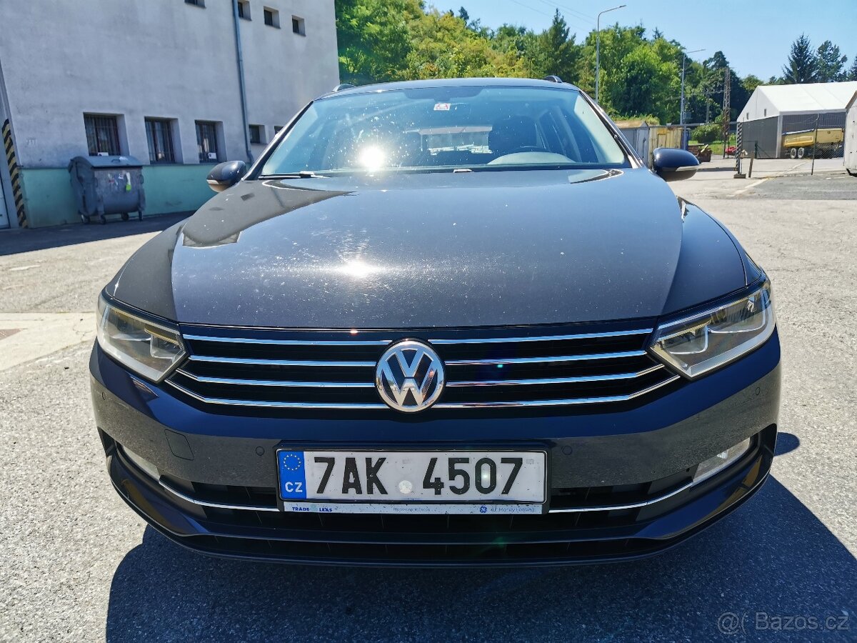 VW Passat 2,0 TDi 140kW, DSG, rok 2015, DPH