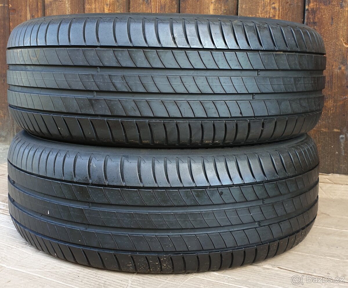 Michelin Primacy 3, 215/55R17.