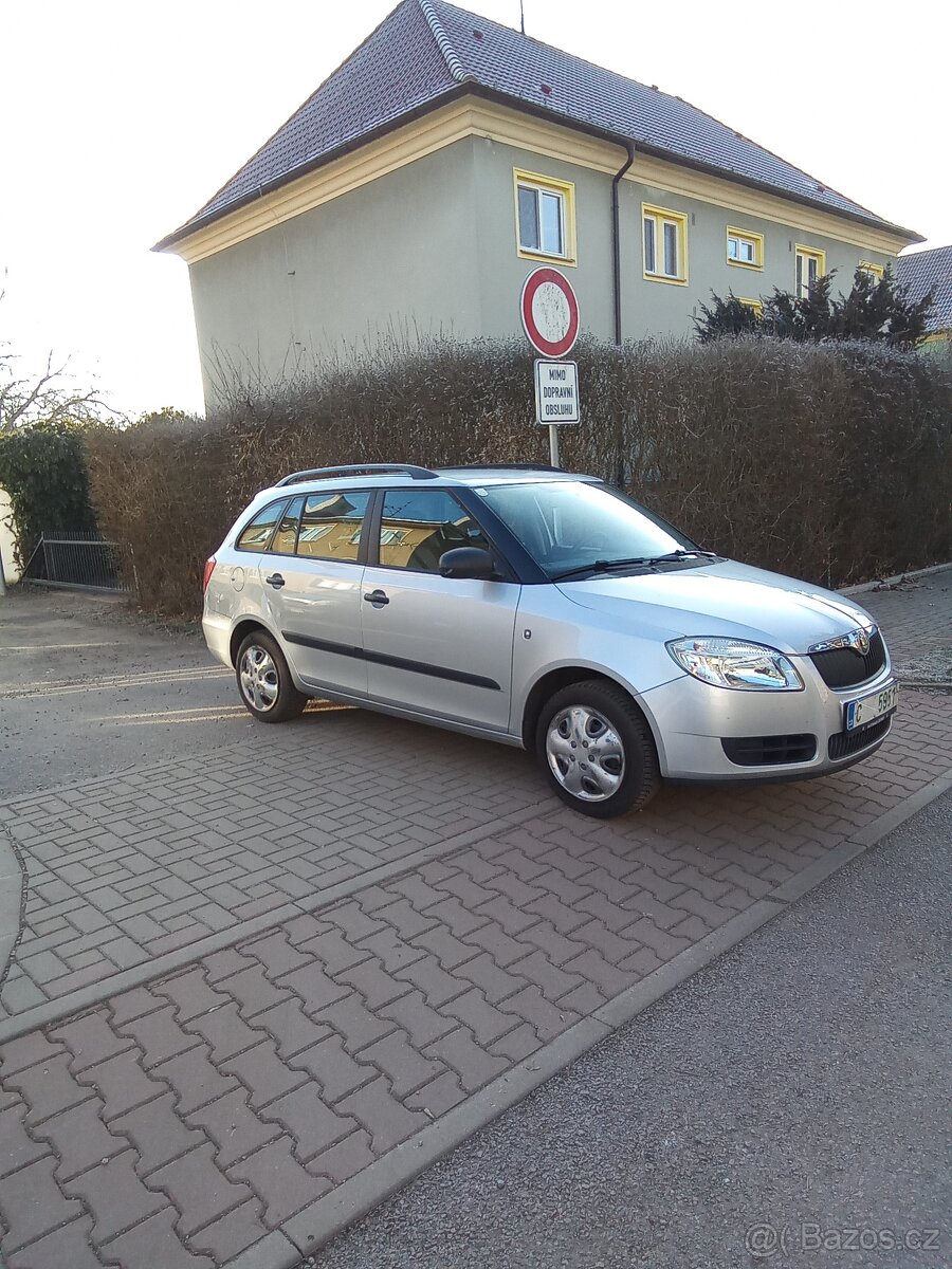 ŠKODA FABIA 2 COMBI 1.2i,44KW, serviska, KLIMA, nová CZ STK.