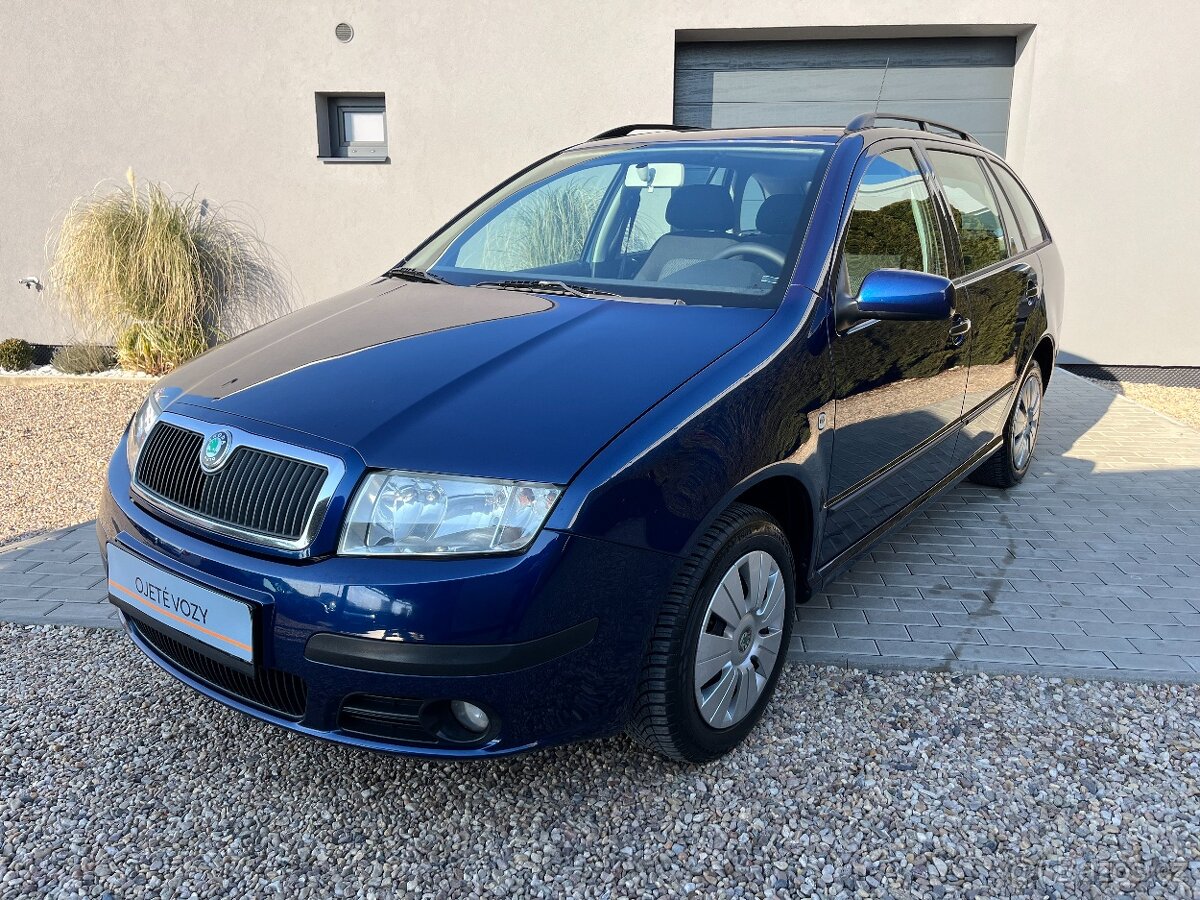 Škoda Fabia Combi 1.2 HTP 47KW, Servisní kniha