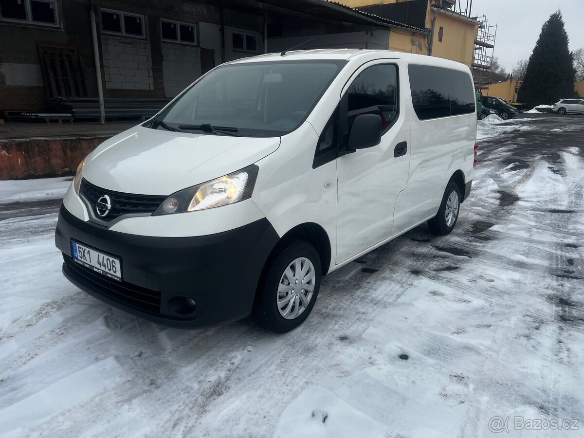 Nissan NV 200