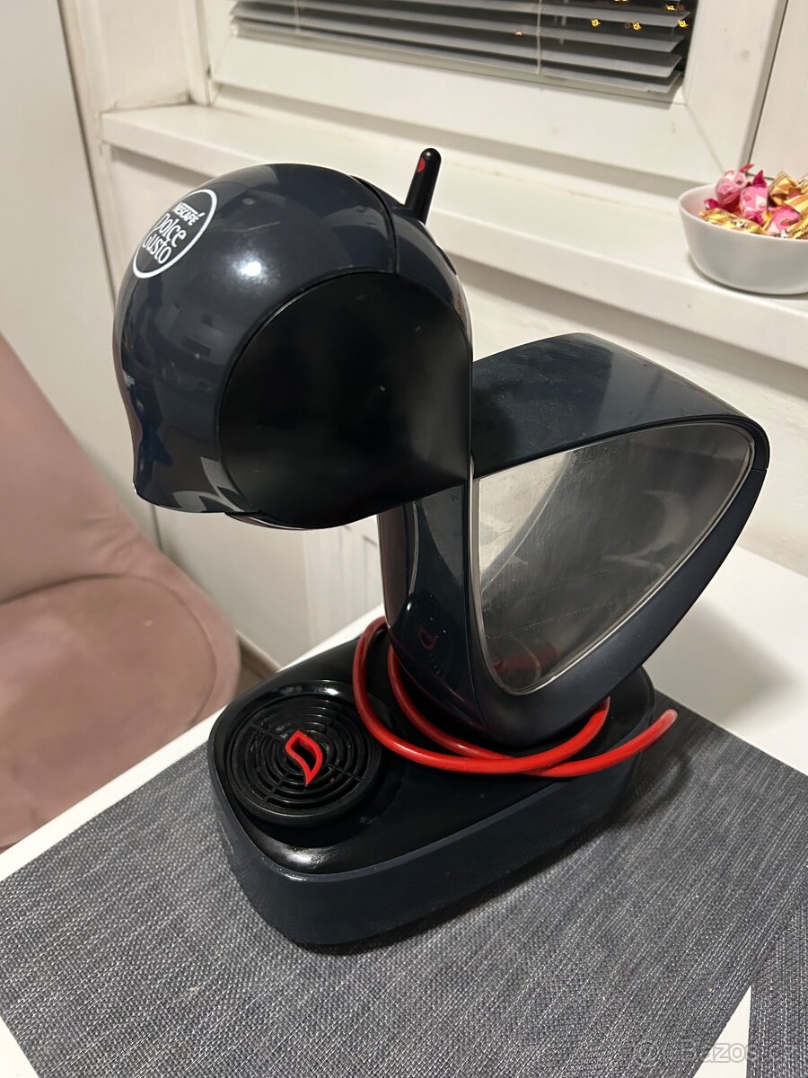 Kávovar Dolce gusto