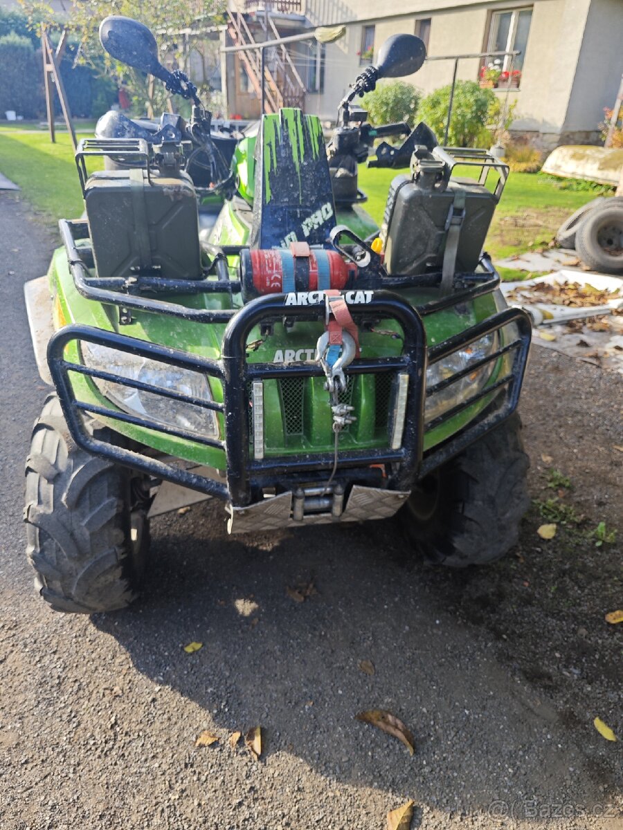 Čtyřkolka Arctic Cat