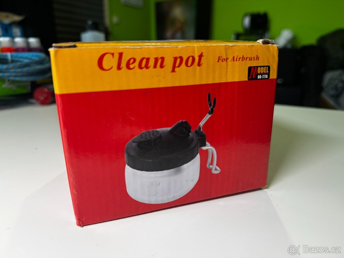 Clean pot for Airbrush