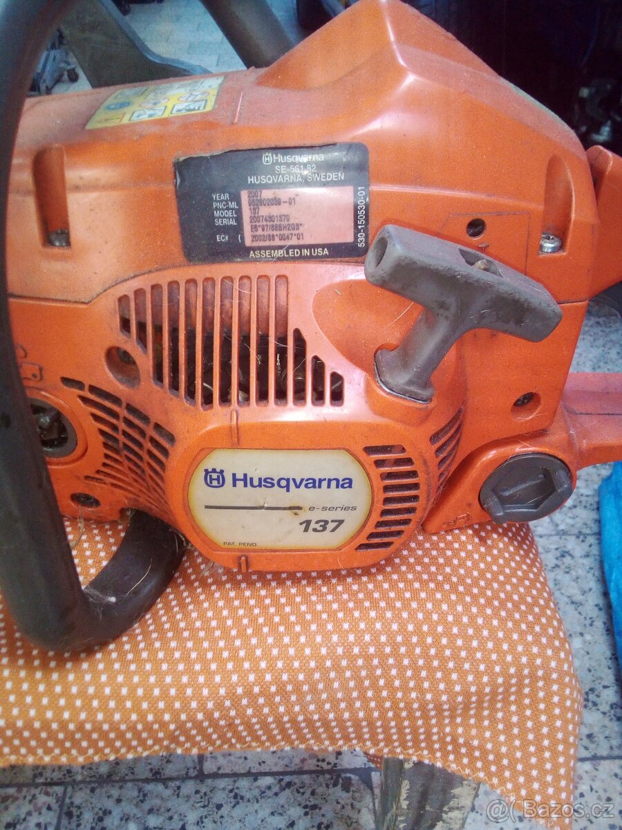 Pila Husgvarna 137