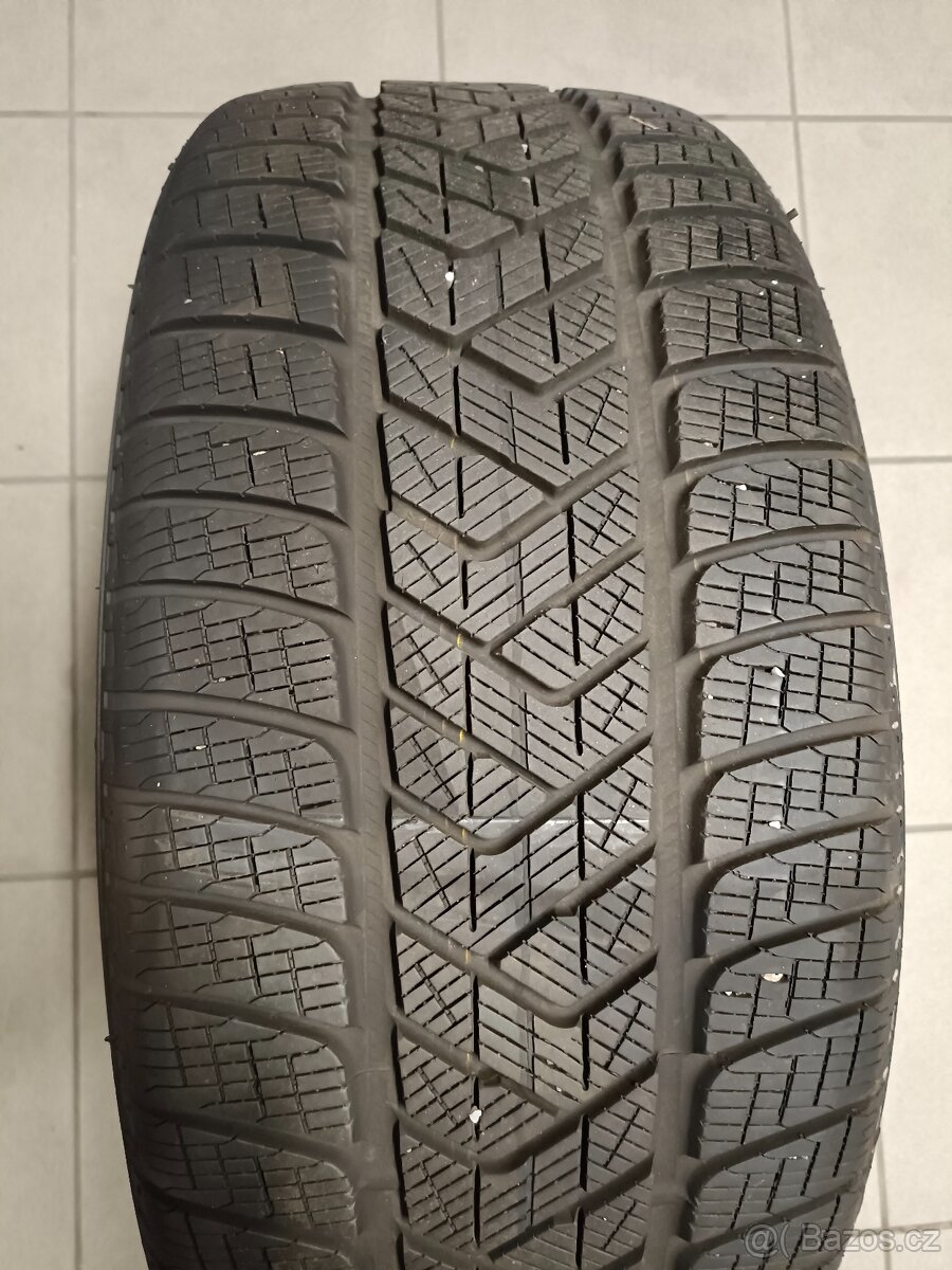 Pirelli Scorpion A0 255/45/R20 101V