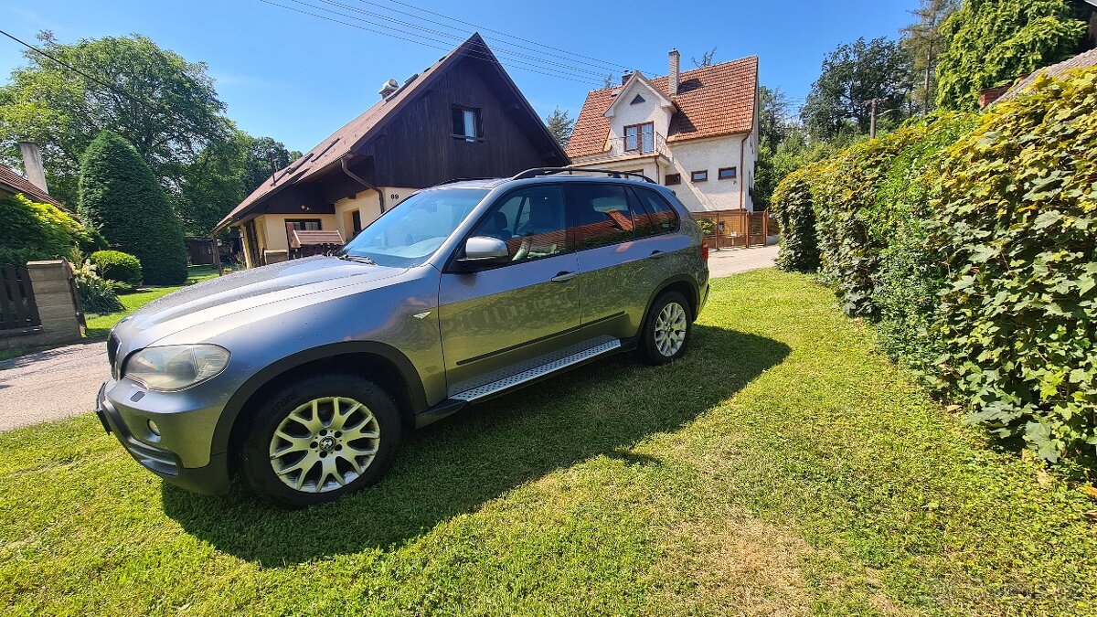 BMW X5  3.0  r.2008