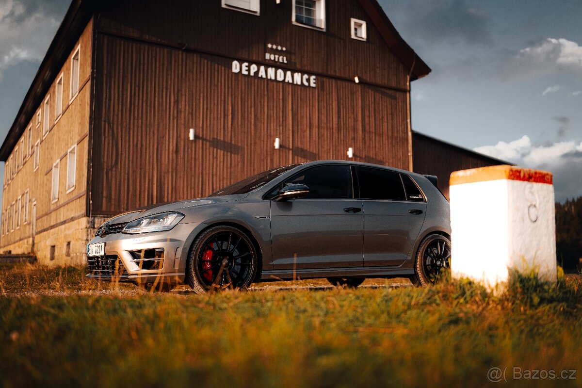 VW Golf 7R