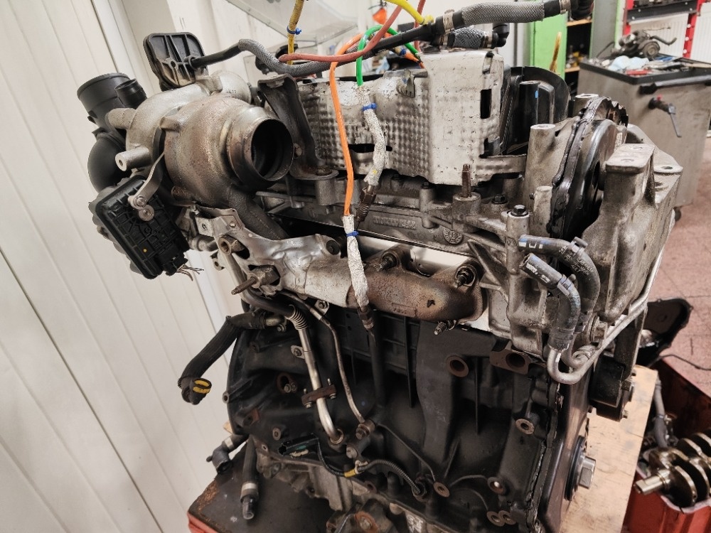 Motor Renault Trafic III 2.0 dci M9R 710