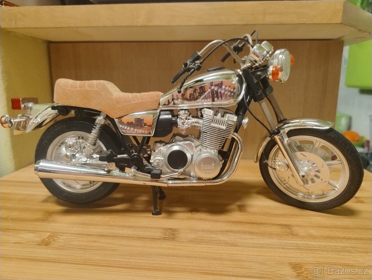 model 1:6