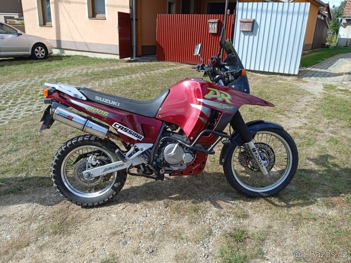 SUZUKI DR 800 BIG