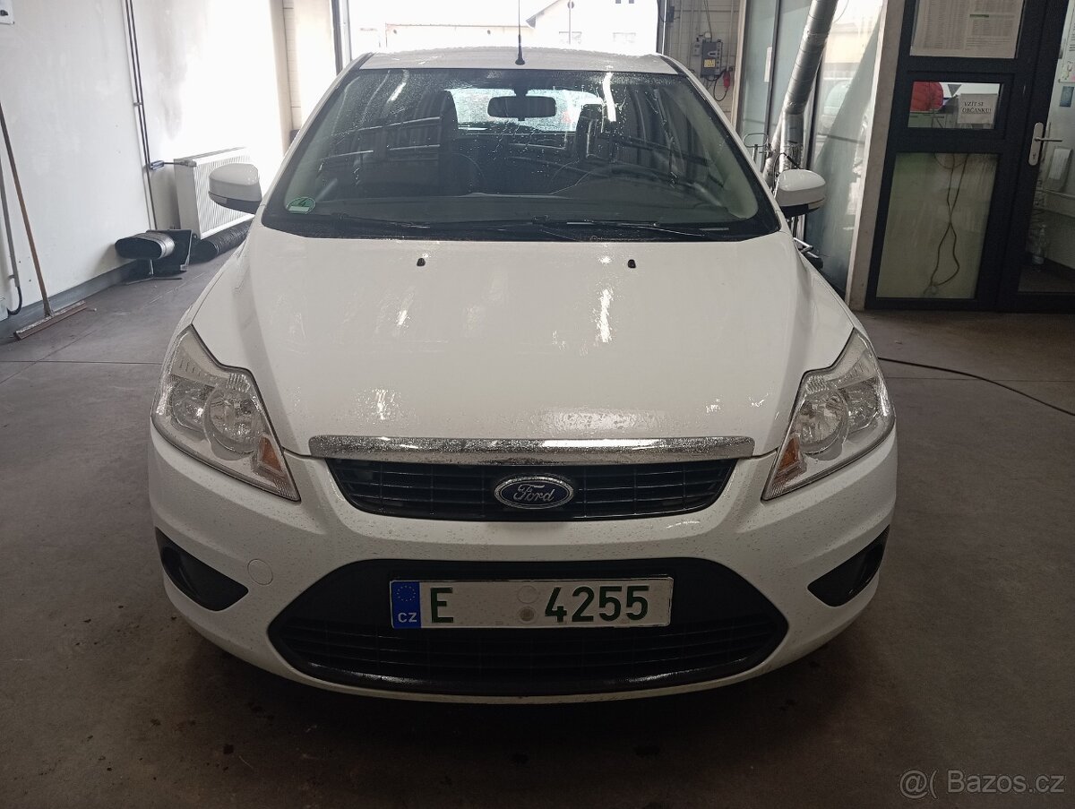 Ford Focus 1,6 benzín 74kw