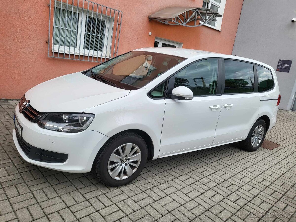 Volkswagen Sharan 2.0TDi 103kw DSG -Nova STK