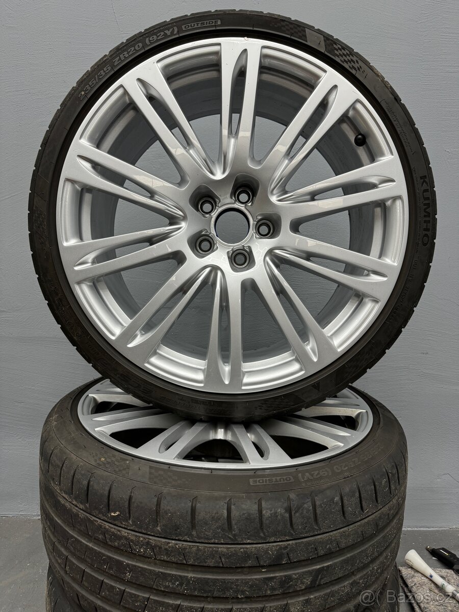 Originál Audi A8 R20”