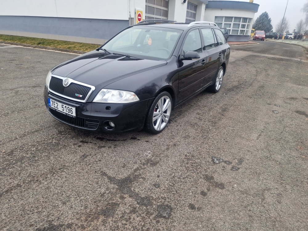 Škoda Octavia combi 2 RS 2.0TDi 125Kw STK do 2/2025