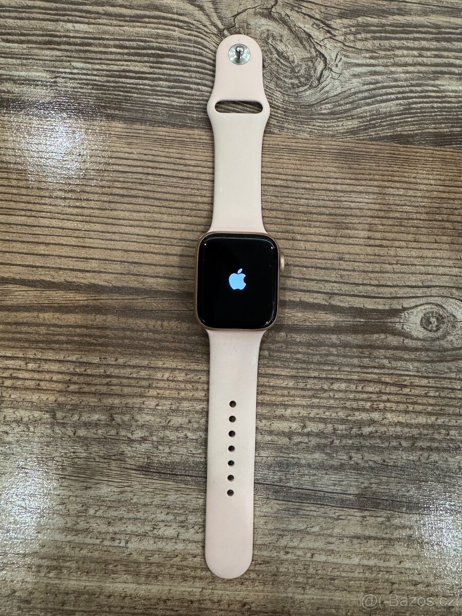 Apple Watch 6, 44mm