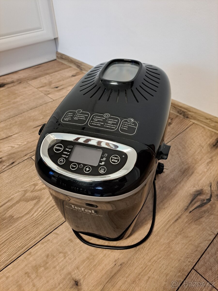 Domácí pekárna Tefal PF6118