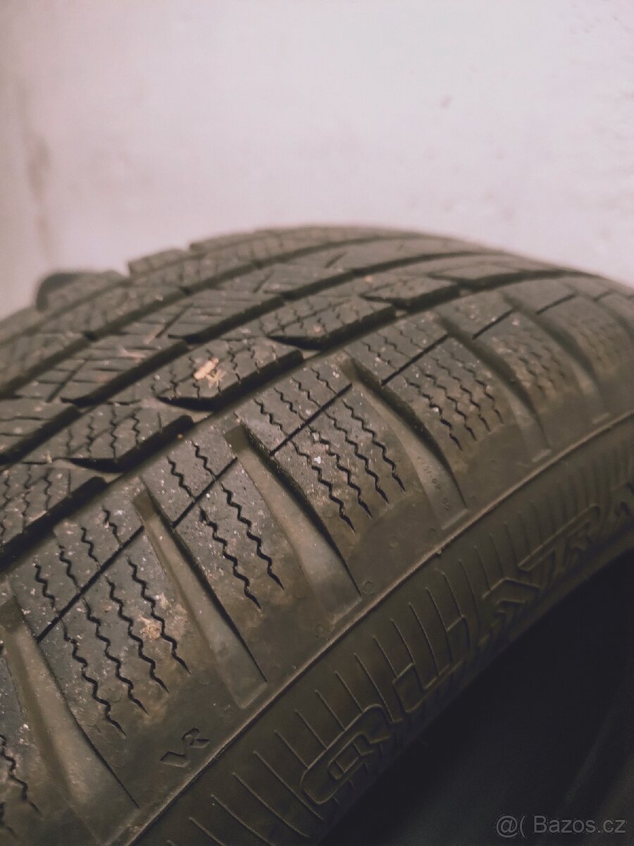 Vredestein Quatrac PRO 215/55 R18