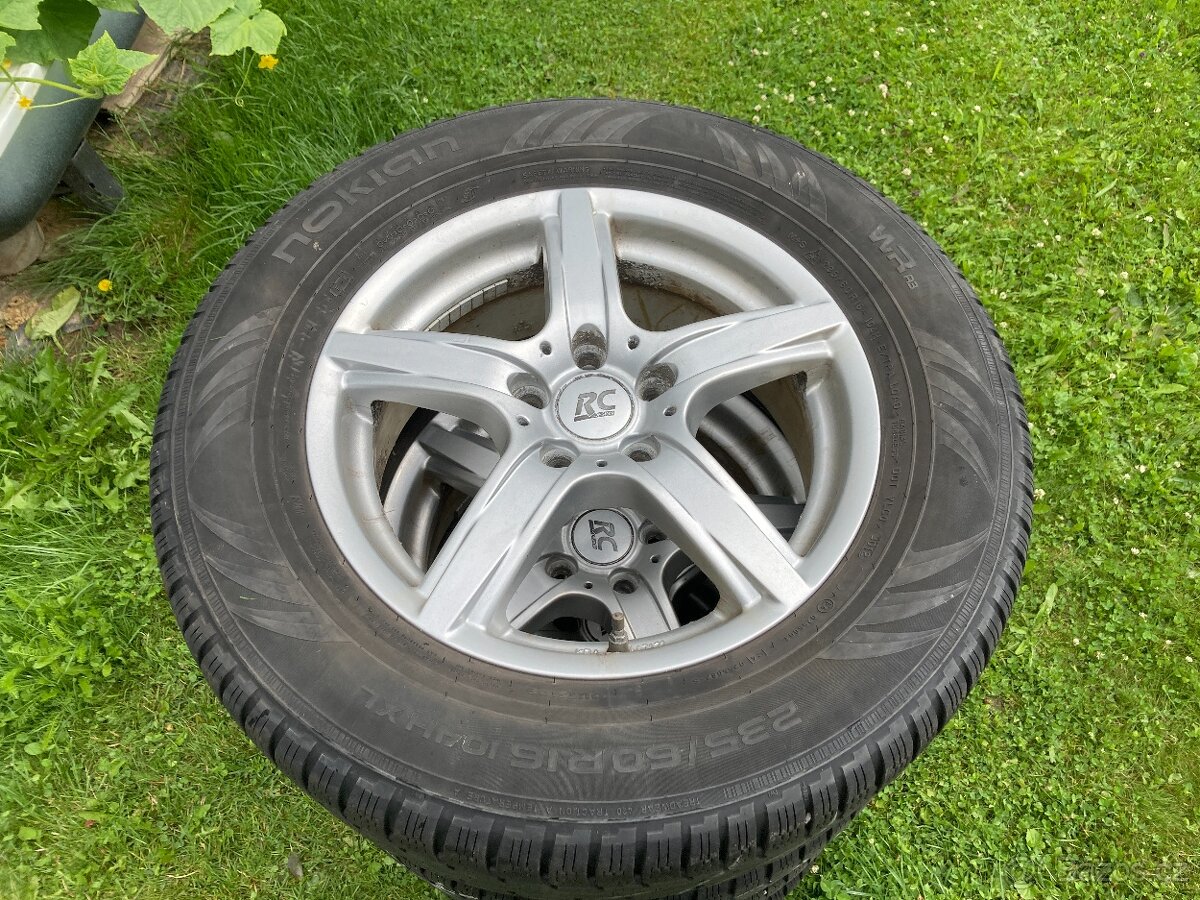 ALU Ford s pneu Nokian WR A3 235/60/R16