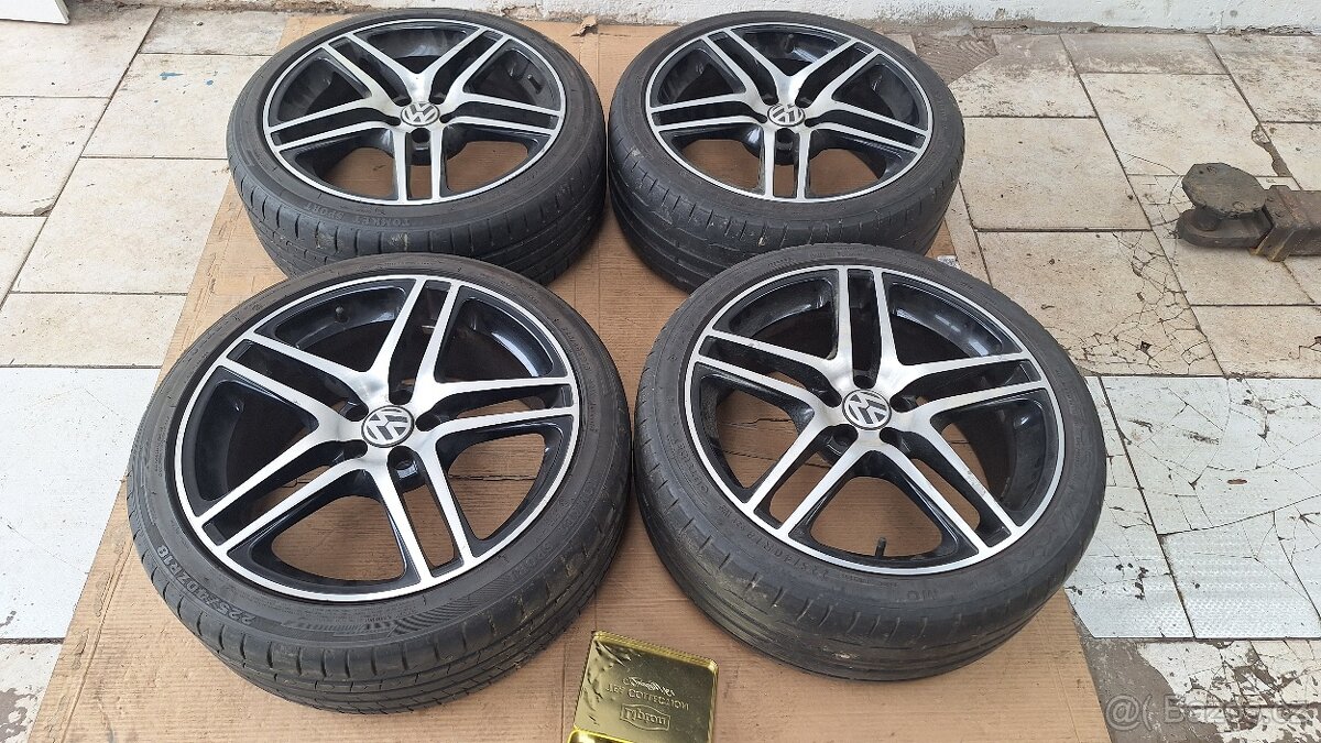 Alu kola VW 18" 5x100 pneu 225/40 R18 7mm Golf4