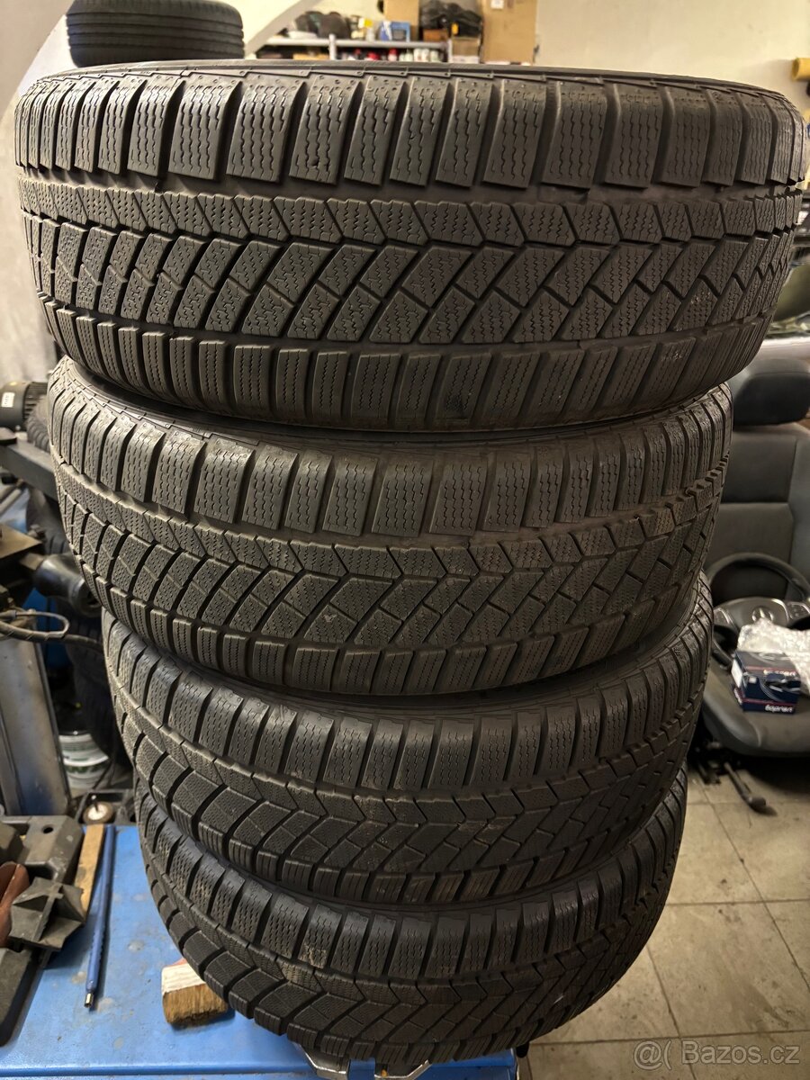 Sada 4x zimni pneu Continental 205/55 R 17