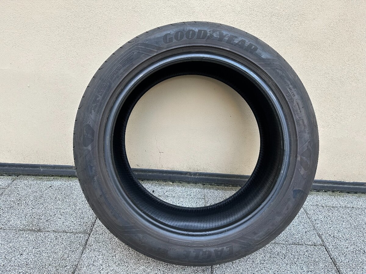 4 ks letni pneu Goodyear Eagle F1 Asymmetr 3 245/45R/18 100Y