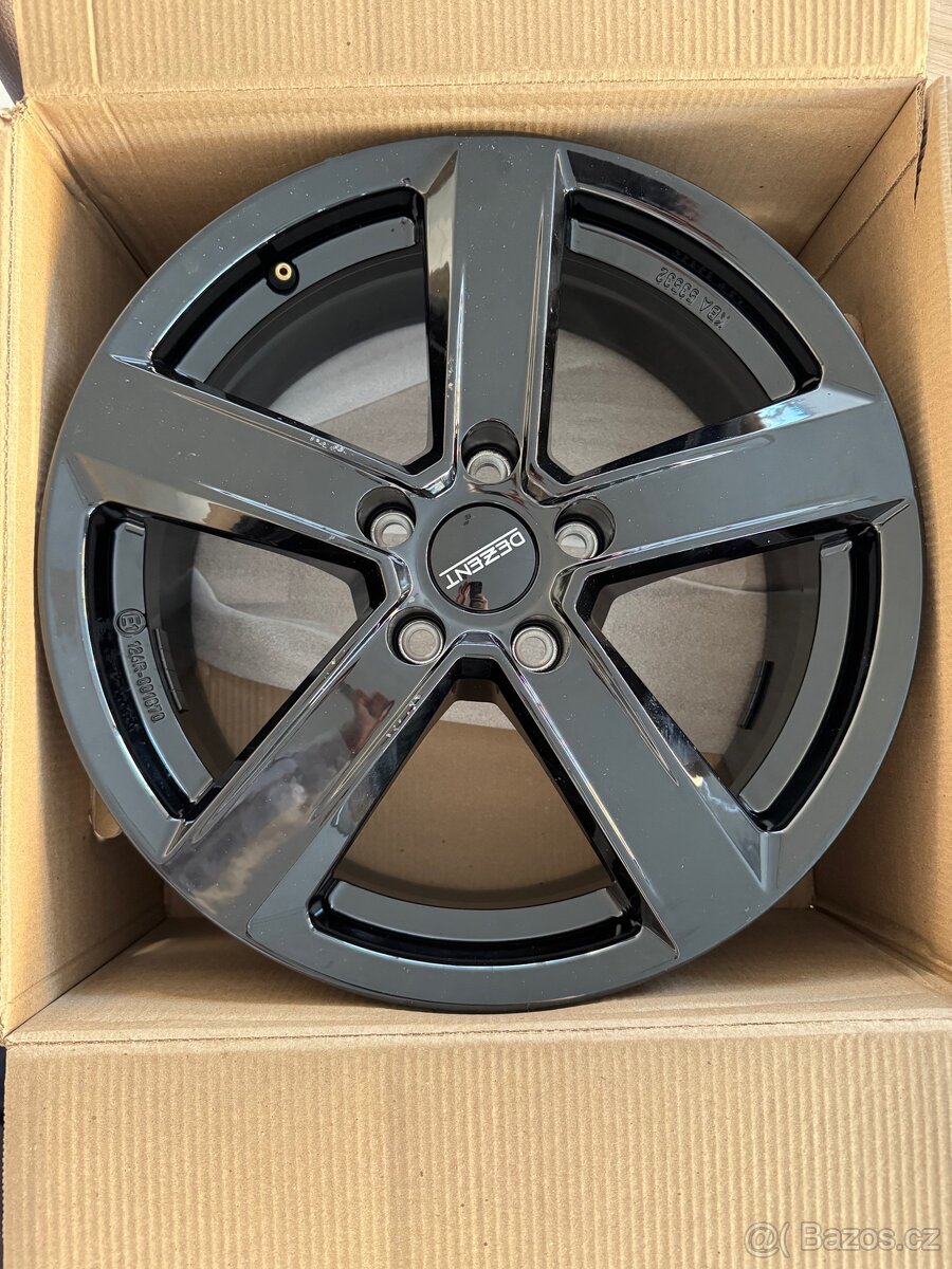 Dezent TU black 7x17 5x112 ET45