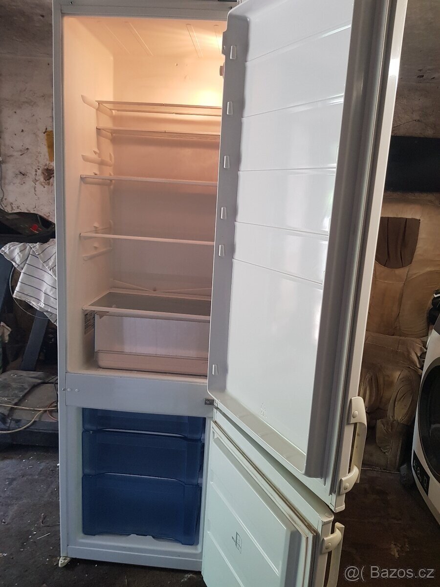 lednice s mrazakem Gorenje 175x55cm A+