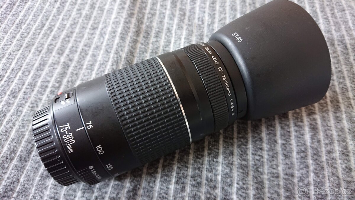 CANON EF 75-300mm f/4-5,6 III