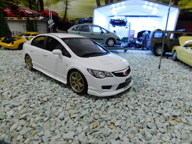 model auta Honda Civic Type-R FD2 Mugen Otto mobile 1:18