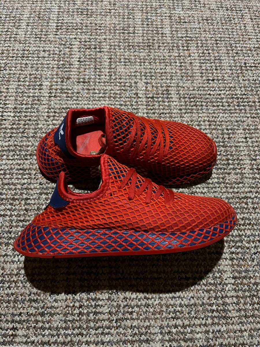 Adidas Deerupt, velikost 38 červené