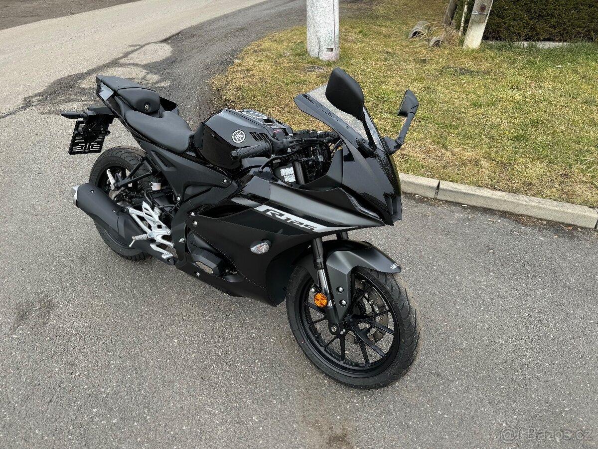 Yamaha yzf r125