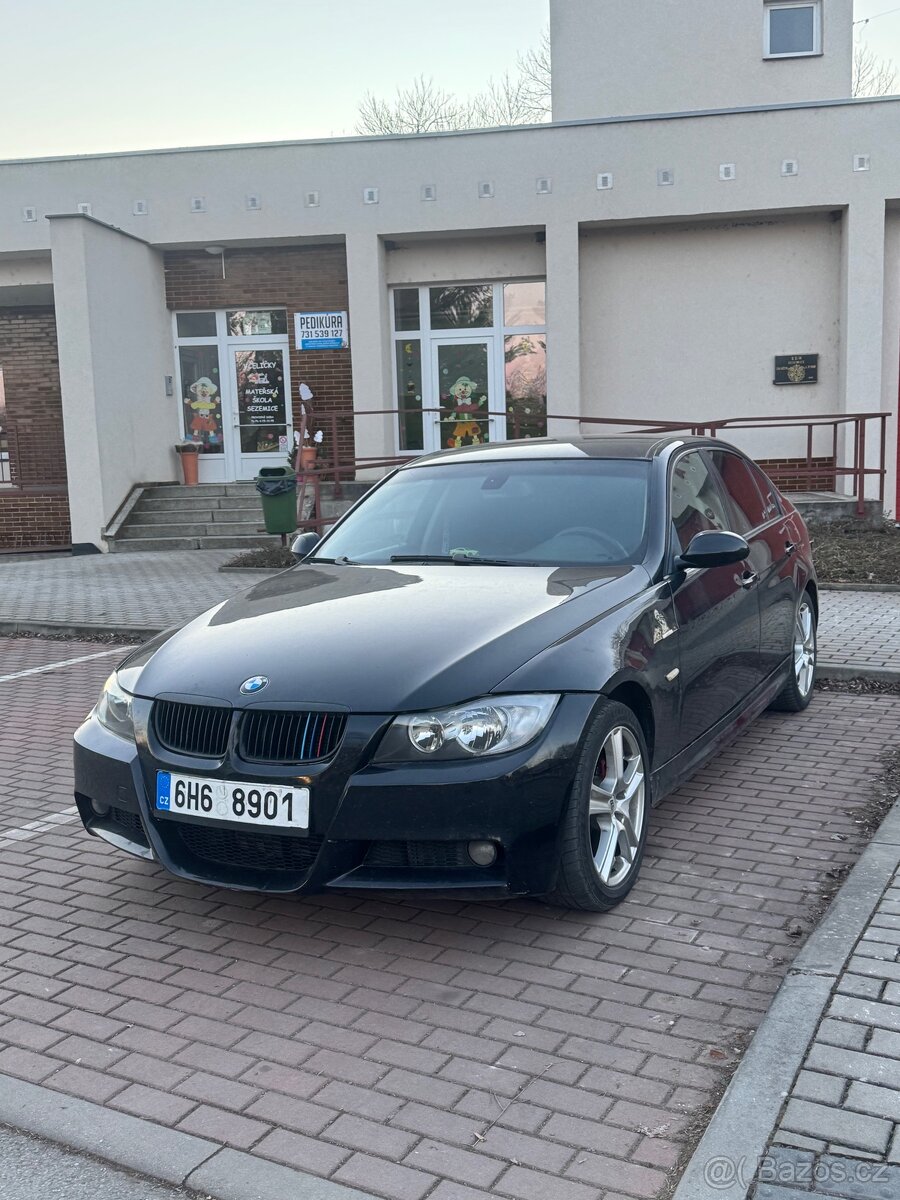 BMW E90 řada 3