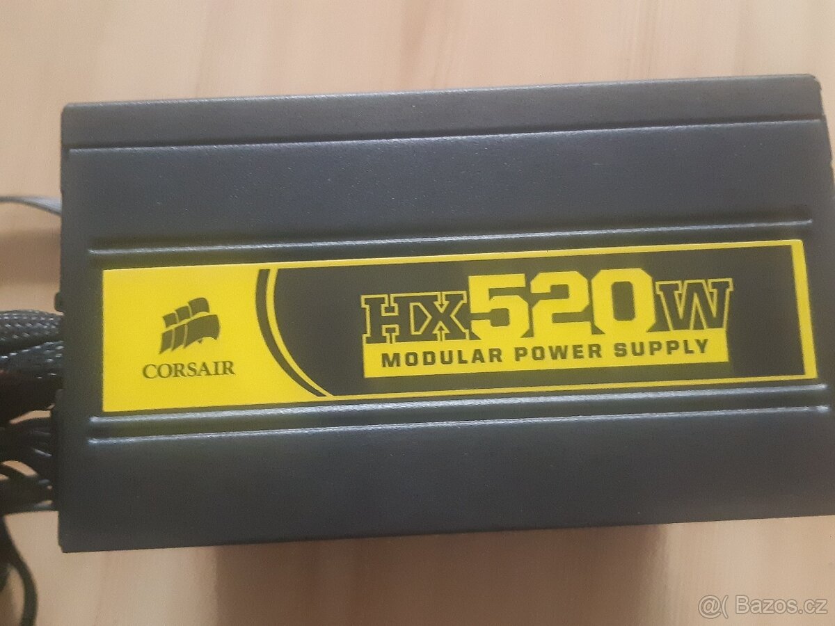 Corsair TX 520W