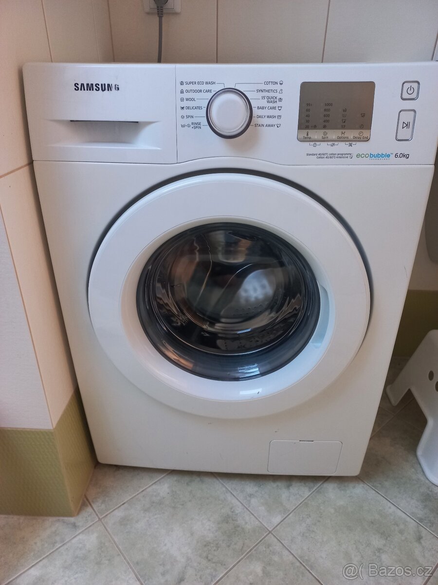 Pračka Samsung WF 60F4E0W0W