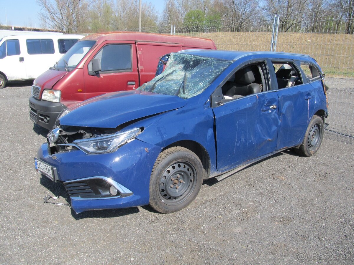 Toyota Auris 1.2 Turbo 85 kw