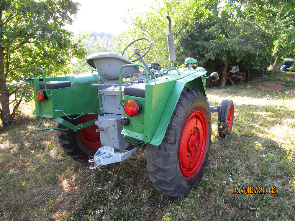 Zetor 25A bez TP za motocykl.