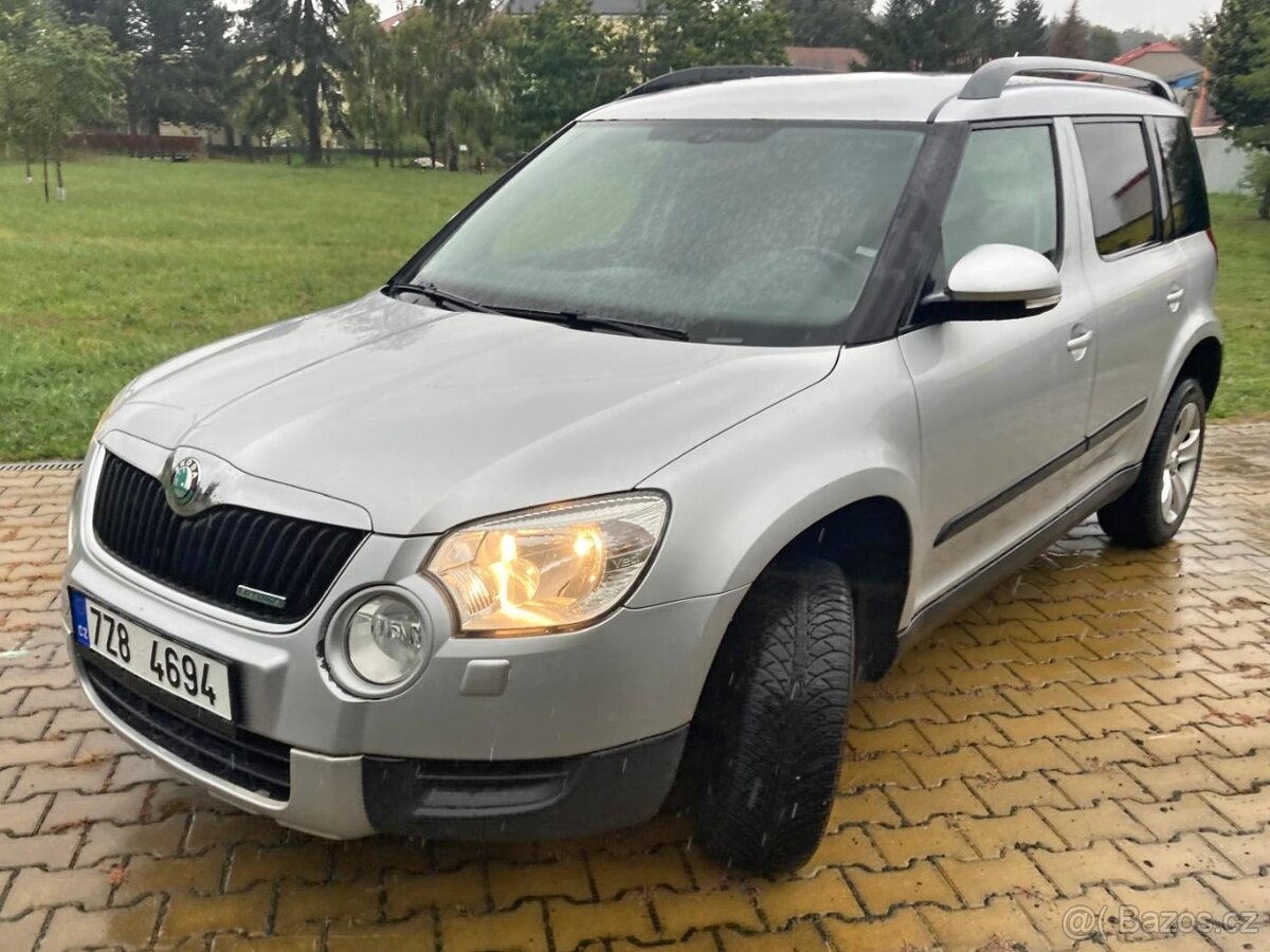 ŠKODA YETI 1.6TDi 2012 ALU, KLIMA, NAVI, JEN 151TKM, 2x KOLA