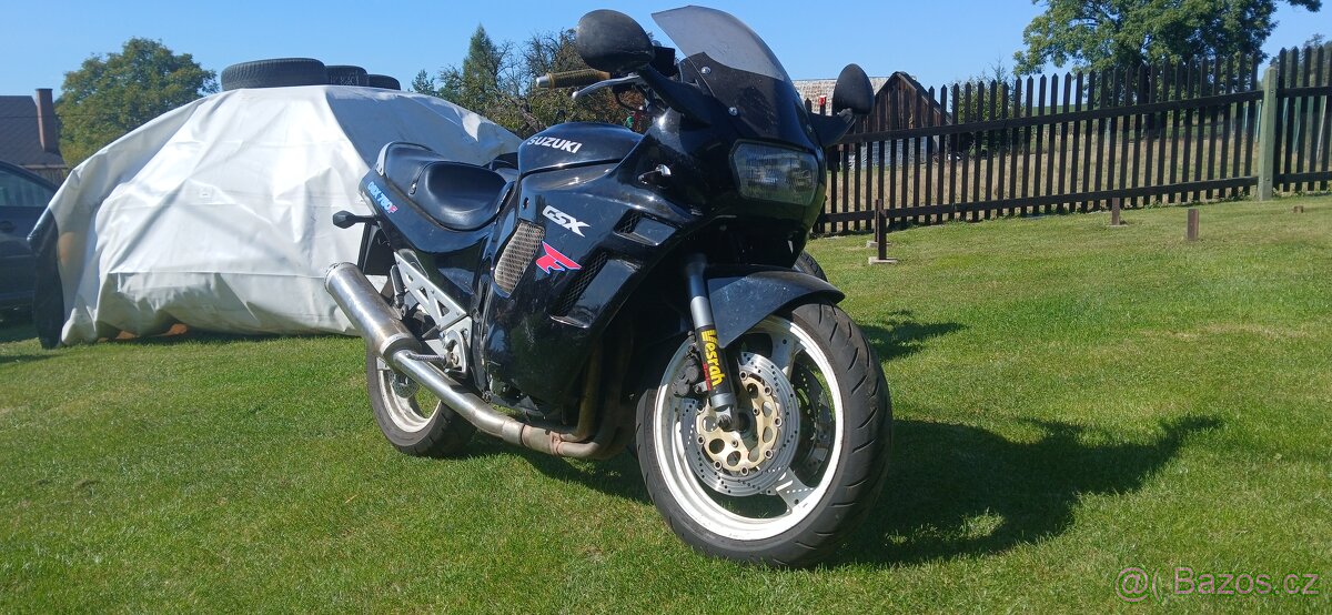 Prodám/Vyměním Suzuki GSX 750F