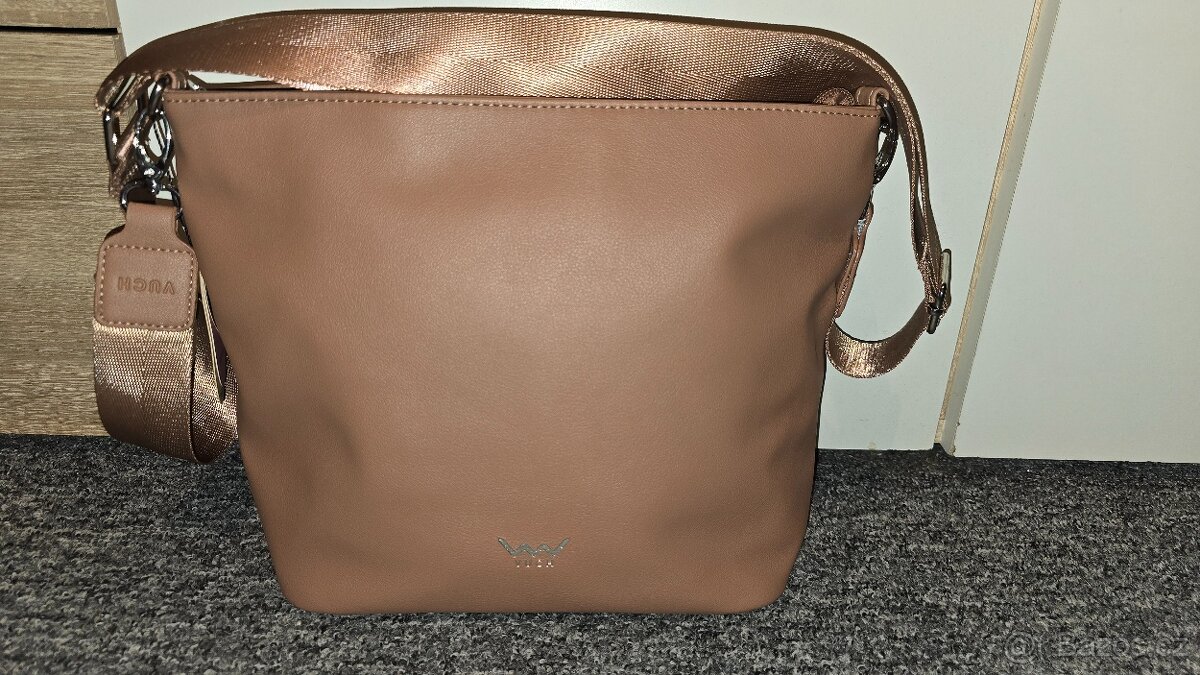 Hnědá crossbody kabelka Vuch