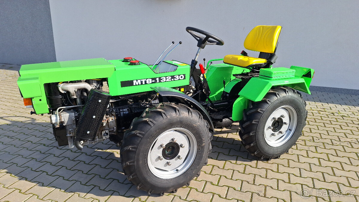 malotraktor MT8-132.30