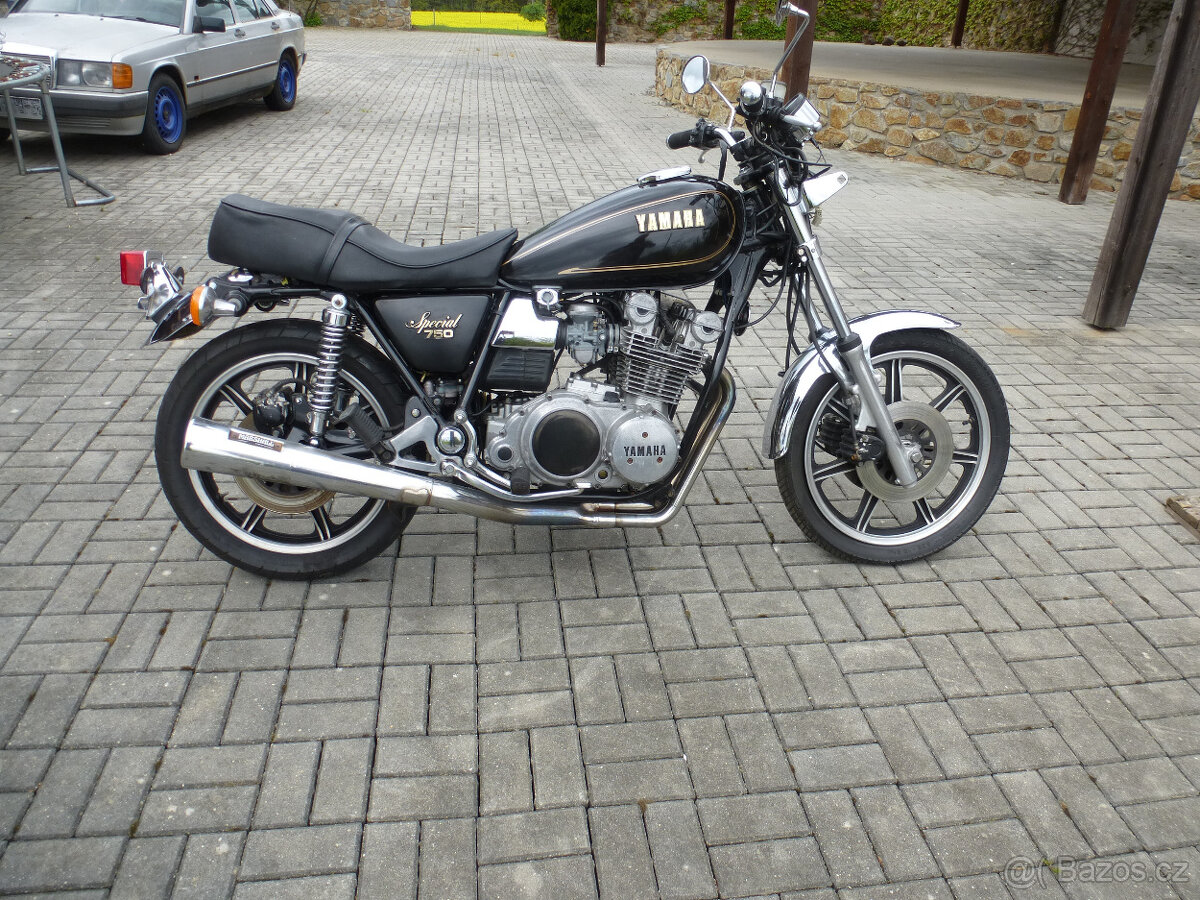 Yamaha 750 speciál