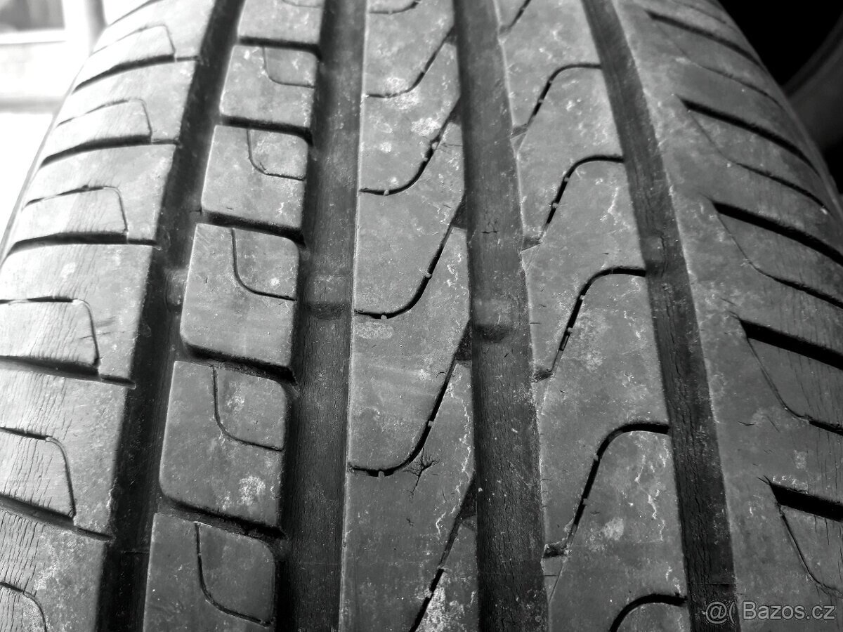 2ks letních pneu 205/55 R17 95V Pirelli