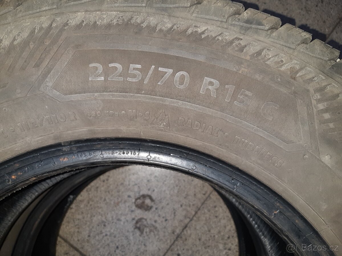 Pneu 225/70R15C