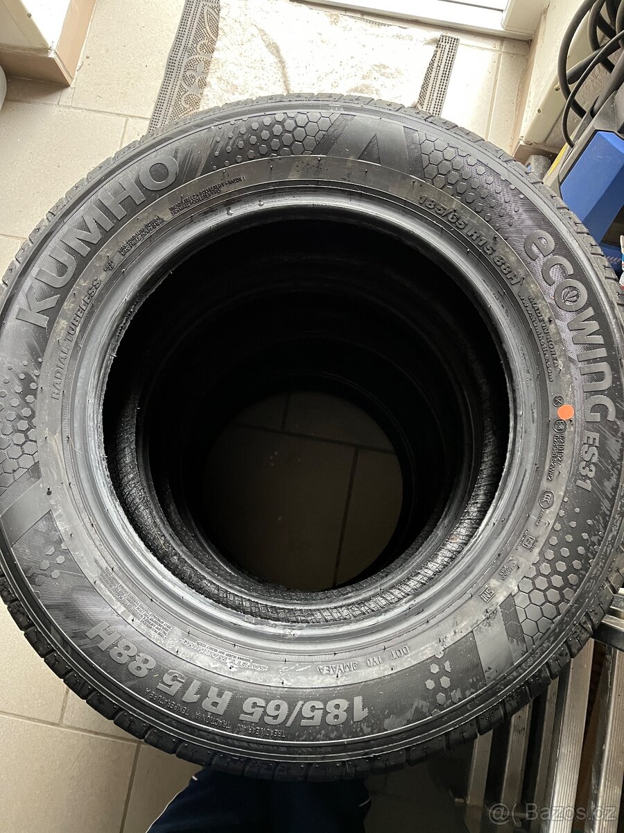 Pneu Kumho 185/65 R15, 88H