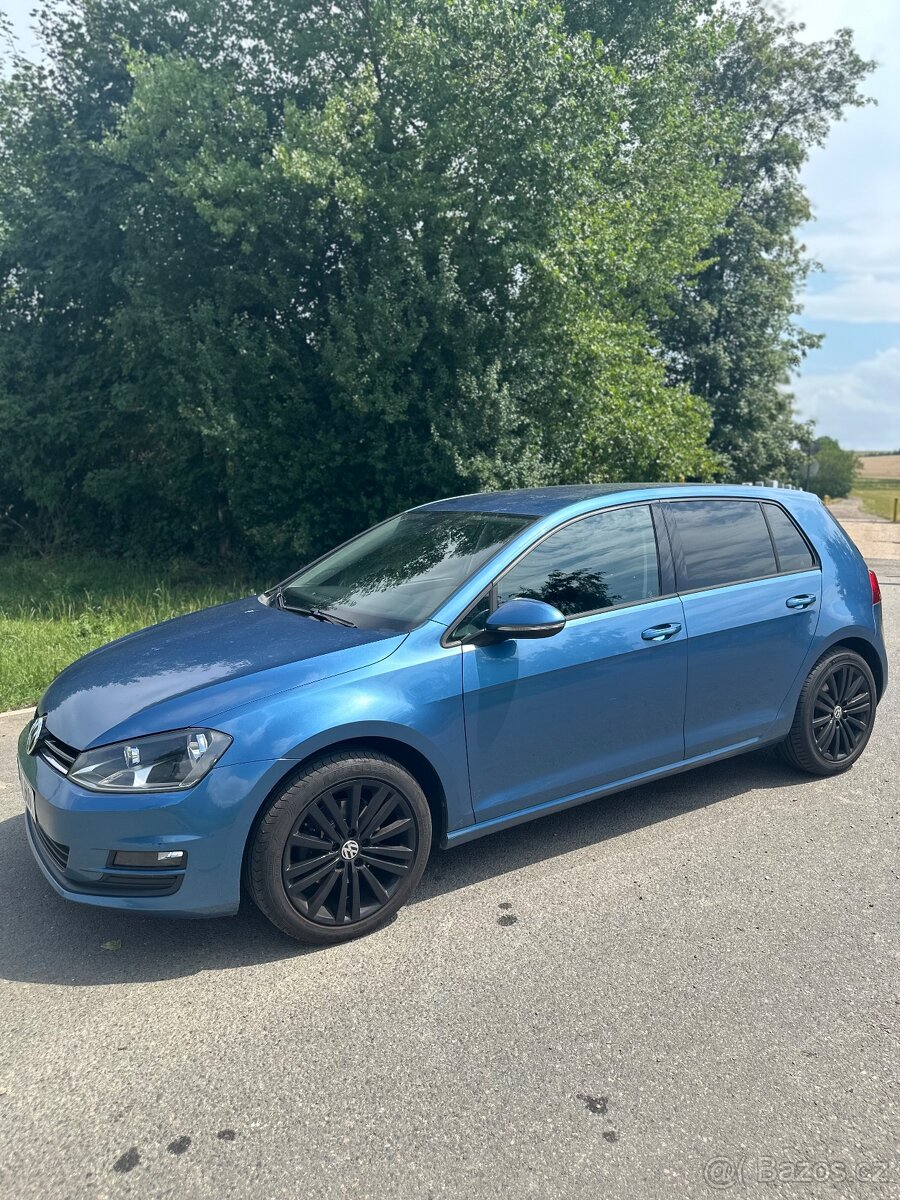 VW Golf 7 1.4 TSI 90KW / tažné zařízení Comfortline