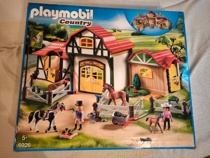 Koňská stáj Playmobil 6926 a sprcha 6929