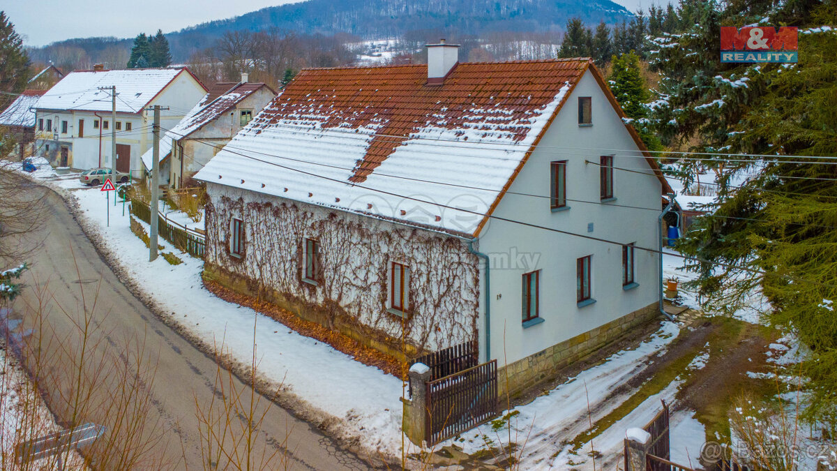 Prodej rodinného domu, 250 m², Blíževedly - Litice